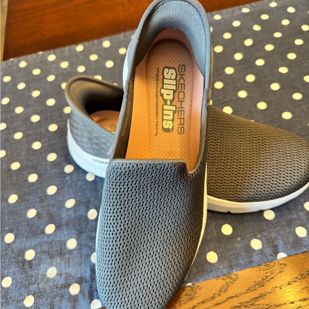 Skechers Men's Gray Mesh Slip-Ins